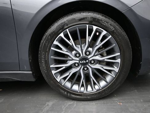 Used 2023 Kia Forte GT-Line w/ GT-Line Premium Package FWD image 10