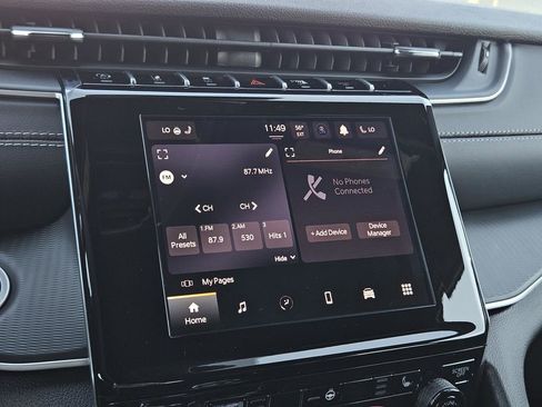 New 2025 Jeep Grand Cherokee Laredo image 17