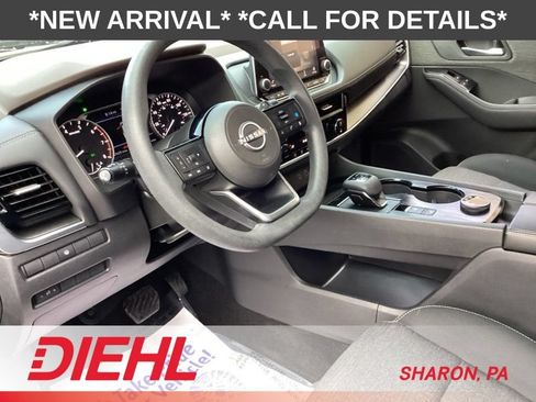Used 2022 Nissan Rogue SV AWD/4WD image 24