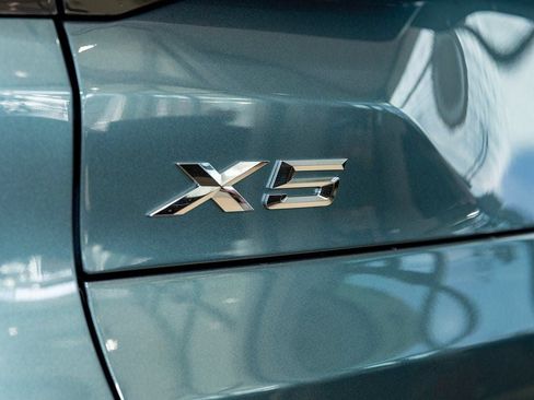 New 2026 BMW X5 xDrive40i w/ Climate Comfort Package image 10