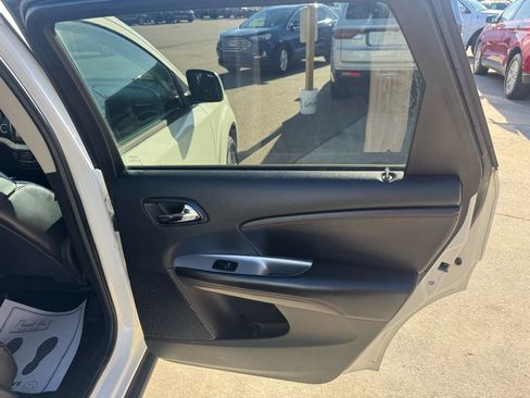 Used 2016 Dodge Journey R/T image 16