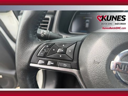 Used 2020 Nissan Leaf SL Plus FWD image 28