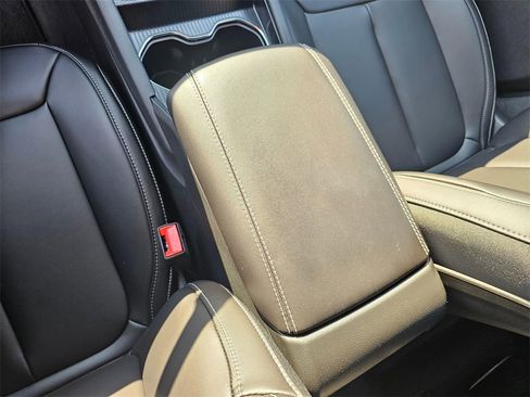 New 2025 Jeep Grand Cherokee L Limited w/ Black Appearance Package image 22