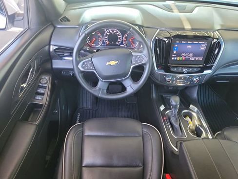 Certified 2023 Chevrolet Traverse Premier FWD image 7