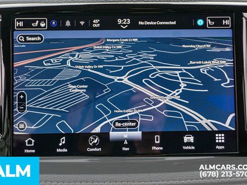 Used 2024 Chrysler Pacifica Select image 42