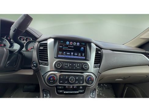 Used 2017 Chevrolet Tahoe LT w/ Luxury Package AWD/4WD image 17