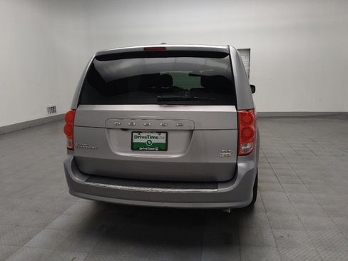 Used 2018 Dodge Grand Caravan GT FWD image 7