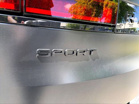 New 2026 Land Rover Range Rover Sport Dynamic SE AWD/4WD image 26