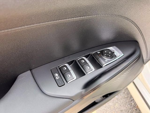 New 2026 Kia K5 LXS FWD image 13
