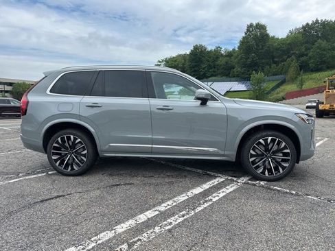 New 2026 Volvo XC90 B6 Ultra w/ Protection Package AWD/4WD image 9