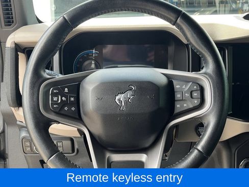 Used 2023 Ford Bronco Wildtrak AWD/4WD image 18