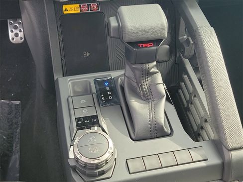 Certified 2025 Toyota Tacoma TRD Sport image 30