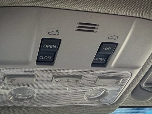 Used 2015 Toyota RAV4 XLE FWD image 15