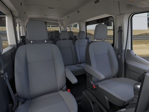 Used 2024 Ford Transit 350 XLT image 31