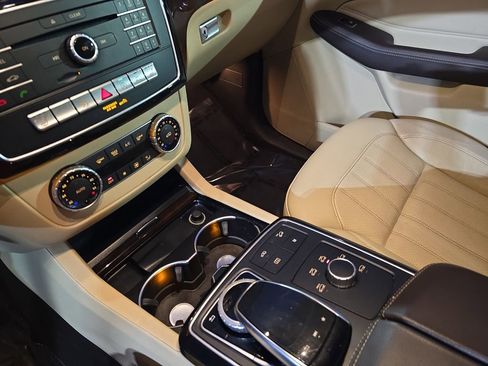 Certified 2018 Mercedes-Benz GLS 450 4MATIC image 29