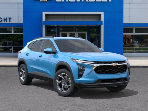 New 2026 Chevrolet Trax LT w/ Driver Confidence Package FWD image 7