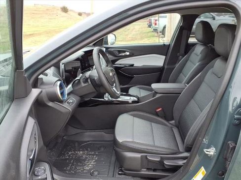New 2026 Chevrolet Trax LT w/ Driver Confidence Package image 17
