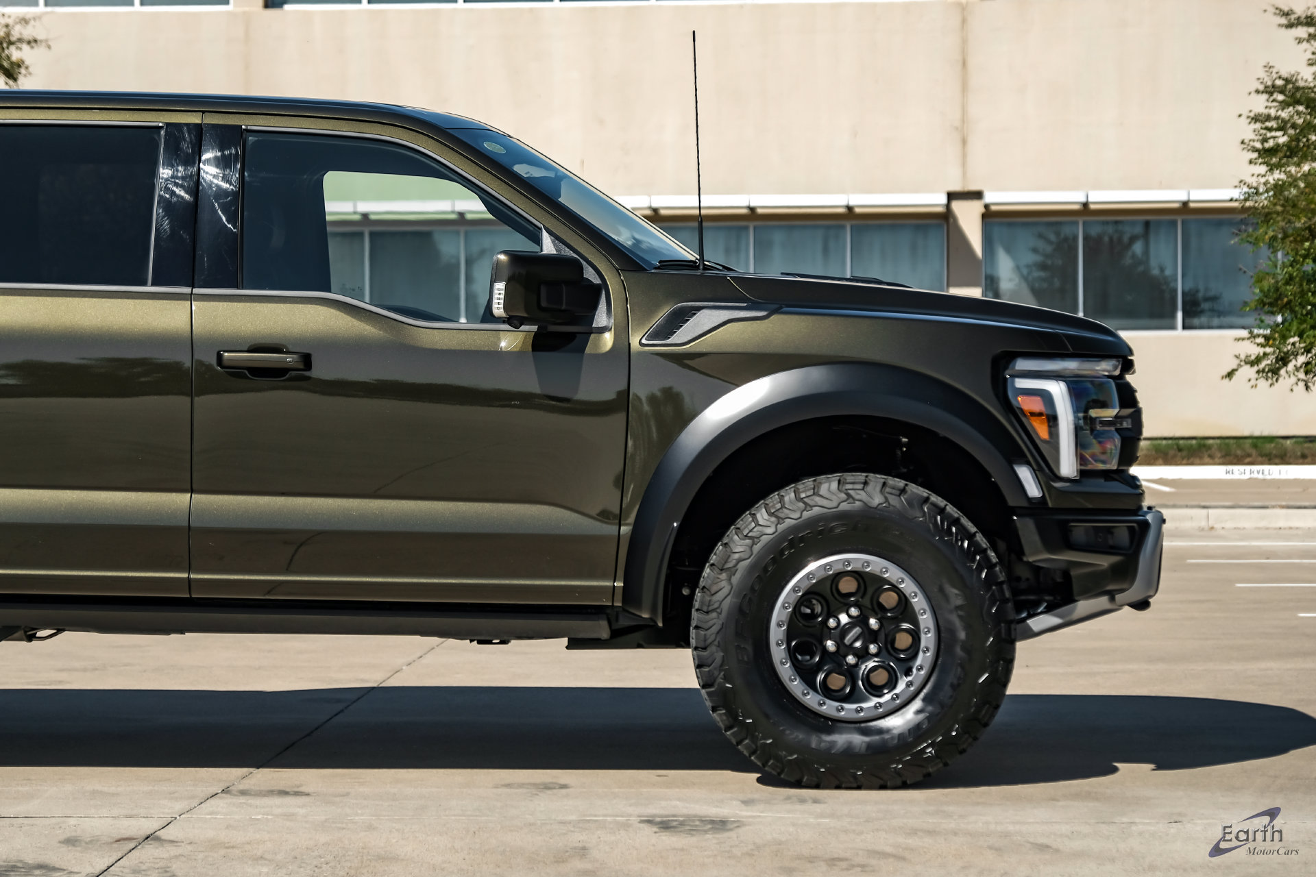Used 2025 Ford F150 Raptor AWD/4WD image 22