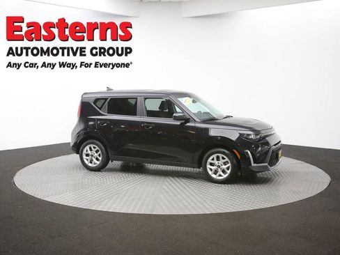 Used 2023 Kia Soul LX w/ Option Group 015 image 43