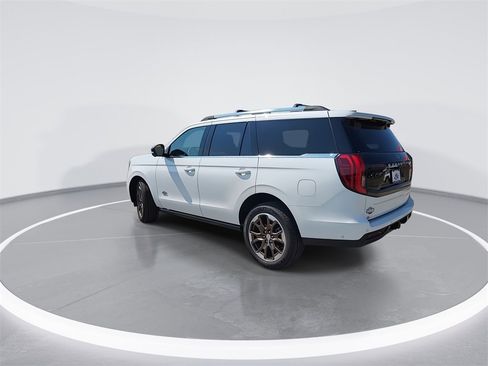 New 2025 Ford Expedition King Ranch image 6