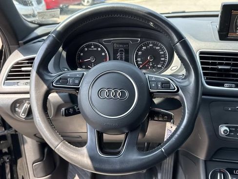 Used 2018 Audi Q3 2.0T Premium AWD/4WD image 19