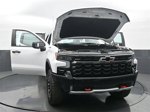 Used 2022 Chevrolet Silverado 1500 ZR2 image 54