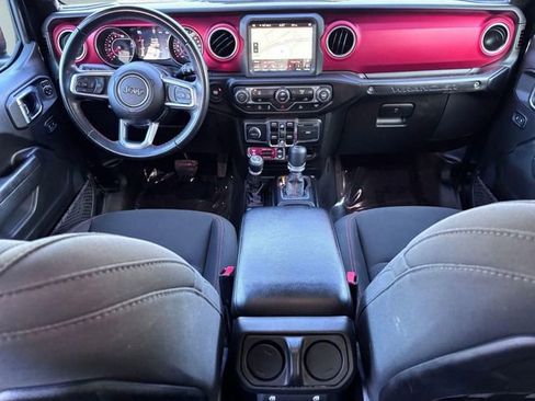 Used 2022 Jeep Wrangler Unlimited Rubicon w/ LED Lighting Group AWD/4WD image 26