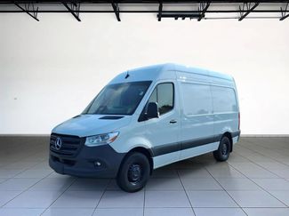 Used 2025 Mercedes-Benz Sprinter 2500 video 1