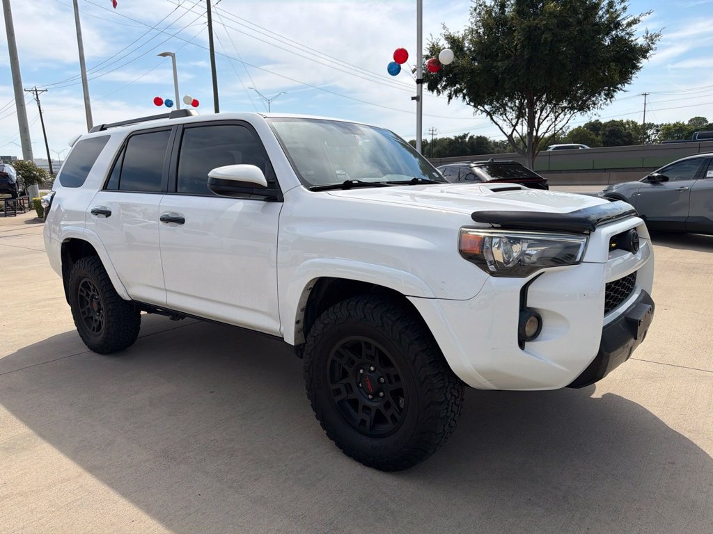 Used 2018 Toyota 4Runner TRD Off-Road AWD/4WD image 12