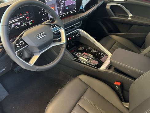 New 2025 Audi Q5 Premium Plus image 7