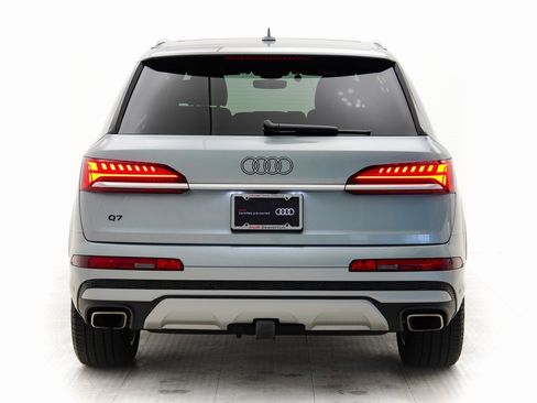 Certified 2025 Audi Q7 3.0T Premium Plus image 32