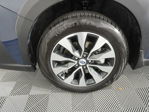 Used 2025 Subaru Outback Limited image 16