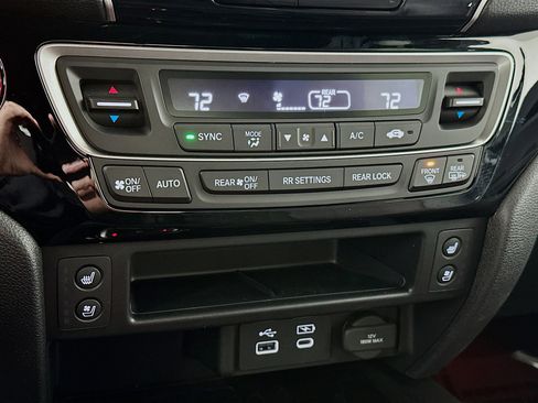 New 2026 Honda Ridgeline Black Edition image 16