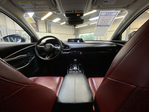 Used 2025 MAZDA CX-30 AWD 2.5 S w/ Preferred Package image 19