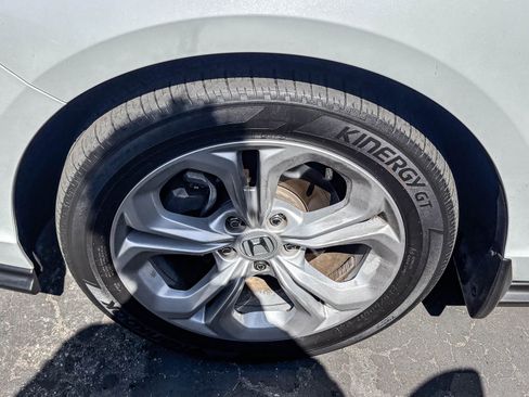 Used 2024 Honda Accord LX image 9