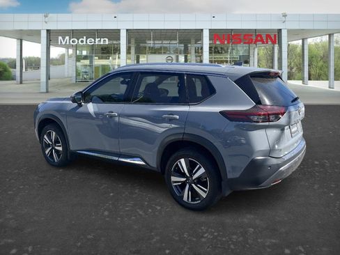 Certified 2023 Nissan Rogue SL w/ SL Premium Package image 3