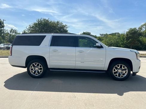 Used 2018 GMC Yukon XL SLT w/ HD Trailering Package RWD image 5