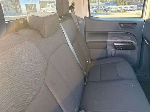 New 2025 Ford Maverick XL image 19