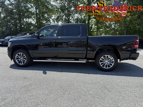 Used 2022 RAM 1500 Laramie AWD/4WD image 4