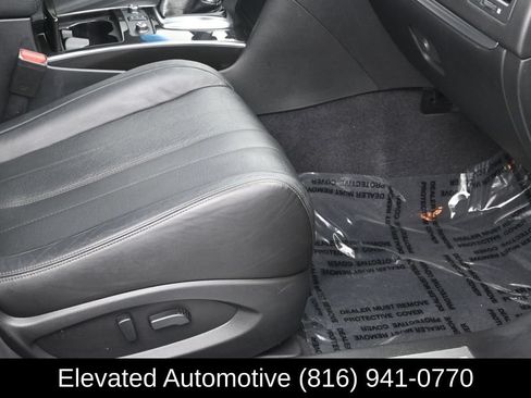 Used 2017 INFINITI QX70 AWD image 7