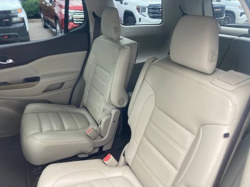 Certified 2019 GMC Acadia Denali w/ GMC Pro Grade Package AWD/4WD image 16