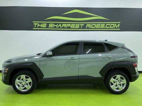 Used 2024 Hyundai Kona SE image 6