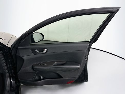 Used 2020 Kia Optima LX FWD image 30