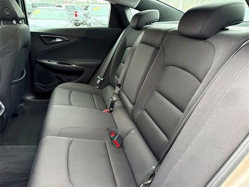 Used 2023 Chevrolet Malibu LT image 22