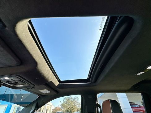 Used 2025 GMC Sierra 2500 Denali Ultimate image 23