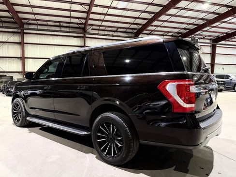 Used 2021 Ford Expedition Max XLT image 7