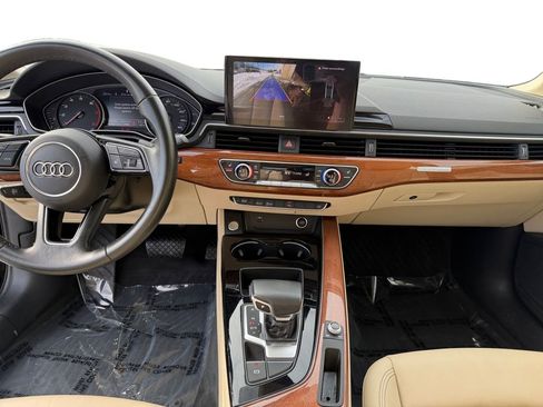 Used 2023 Audi A4 2.0T Premium w/ Convenience Package image 10