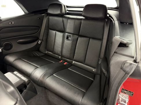 Used 2010 BMW 135i Convertible RWD image 25