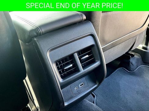 Used 2023 Cadillac XT4 Premium Luxury image 10