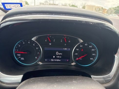 Used 2020 Chevrolet Traverse LT image 13